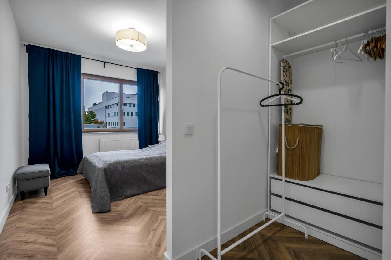 Business District Apartment - Parking, Balcony By Rentujemy Varşovia Exterior foto